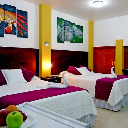 Hospedaje Brisas Del Pacifico Puerto Ayora  Pokoj fotografie