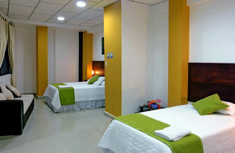 Hospedaje Brisas Del Pacifico Puerto Ayora  Exteriér fotografie